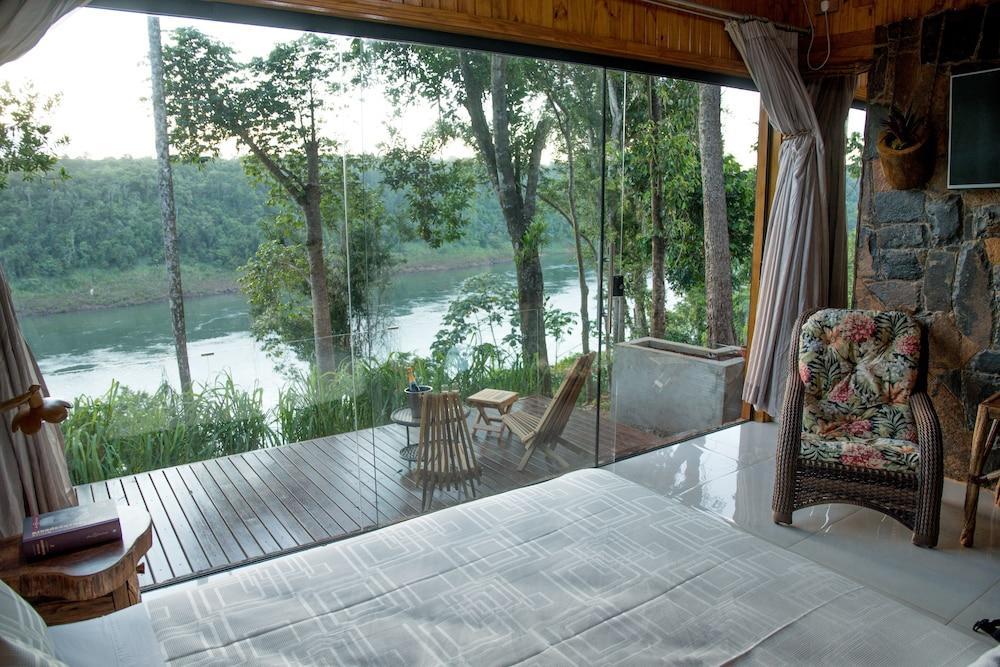 Tupa Lodge Puerto Iguazu Exterior photo