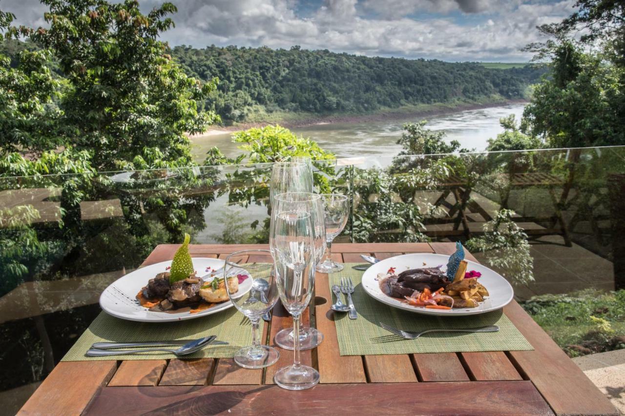 Tupa Lodge Puerto Iguazu Exterior photo